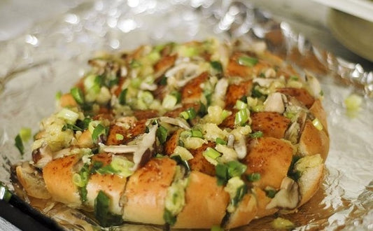 Delicious pull apart cheesy bread tutorial