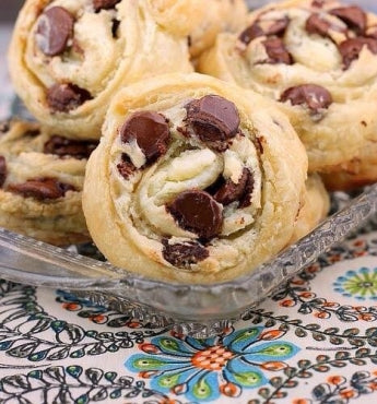 Chocolate chip Cream Cheese Puff Pastry Cookies