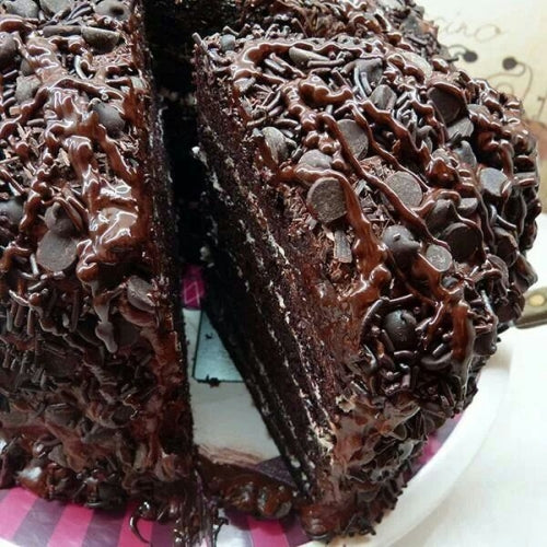 Chocolate fantasy heaven cake