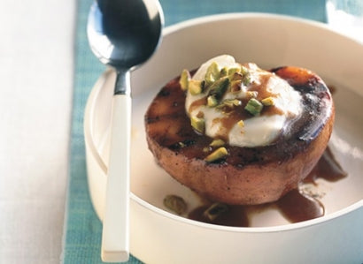 Grilled Peaches with white chocolate