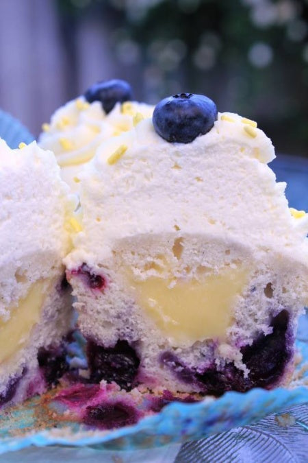 Blueberry and lemon cupcakes