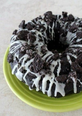 Worlds best Oreo cream filled cake