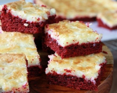 Yummy Red Velvet Gooey Butter Cakes