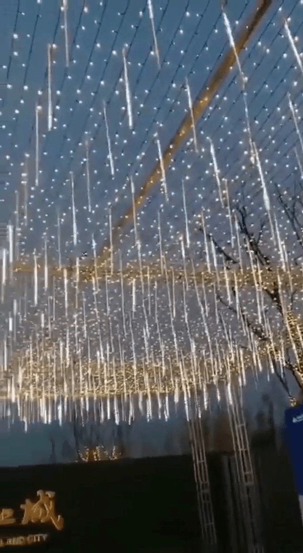 Solar-powered Falling Rain Drop Lights [Gen 3.0] — view 3